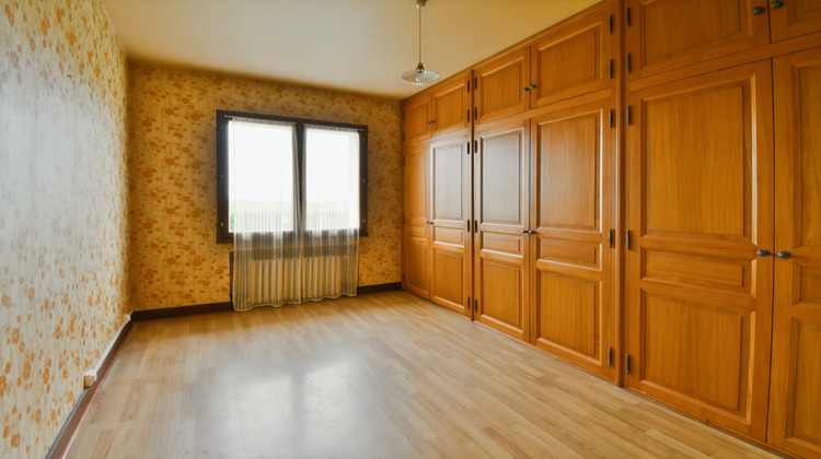 Ma-Cabane - Vente Maison TONNAY CHARENTE, 320 m²