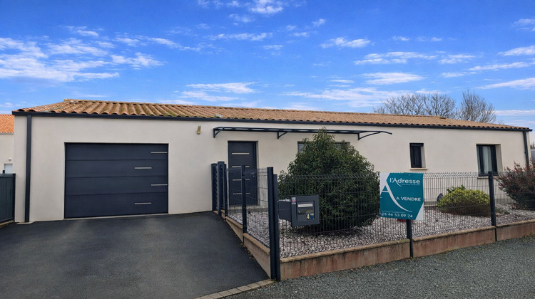 Ma-Cabane - Vente Maison TONNAY-CHARENTE, 97 m²