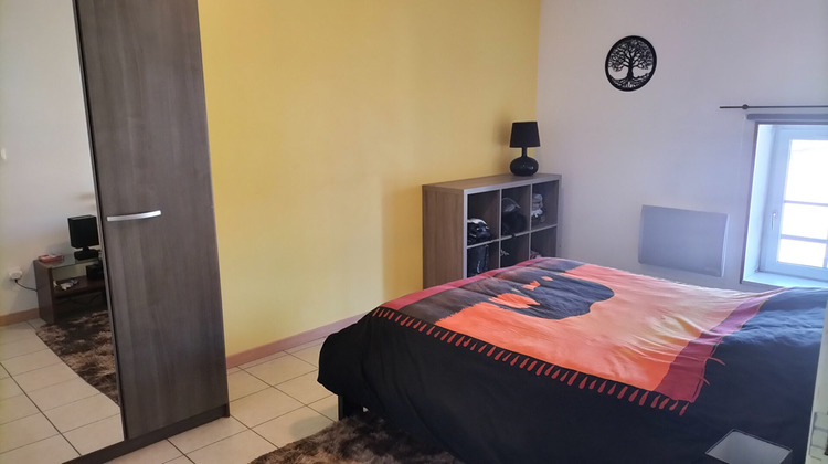 Ma-Cabane - Vente Maison TONNAY-CHARENTE, 91 m²