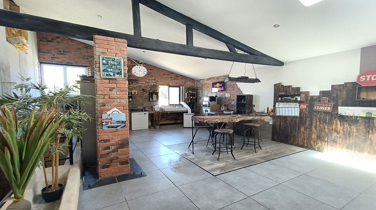 Ma-Cabane - Vente Maison TONNAY-CHARENTE, 204 m²