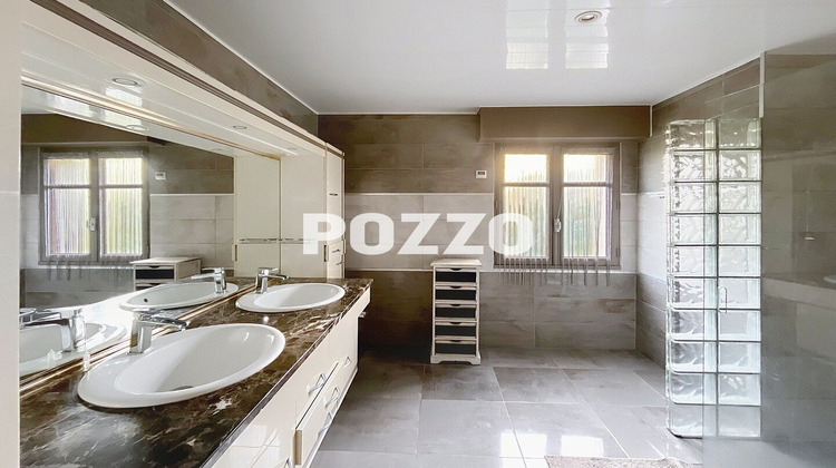 Ma-Cabane - Vente Maison TORIGNI-SUR-VIRE, 275 m²