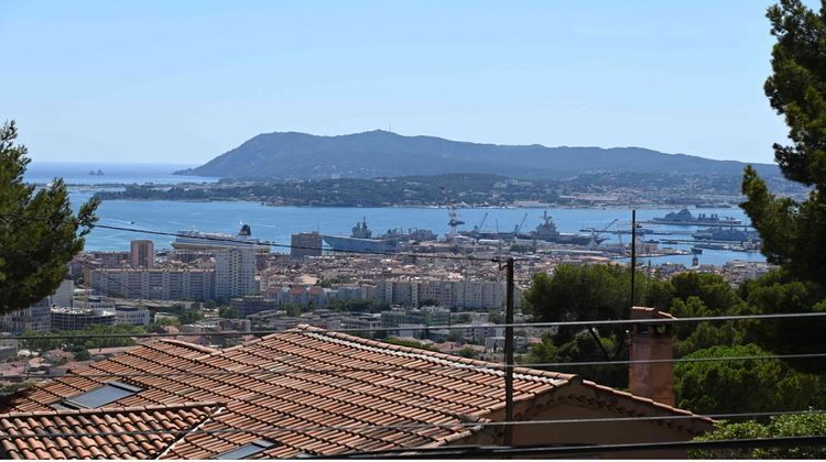 Ma-Cabane - Vente Maison TOULON, 96 m²