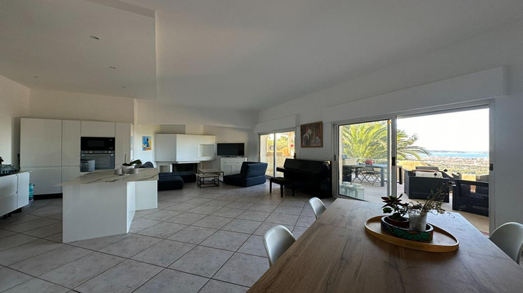 Ma-Cabane - Vente Maison TOULON, 290 m²