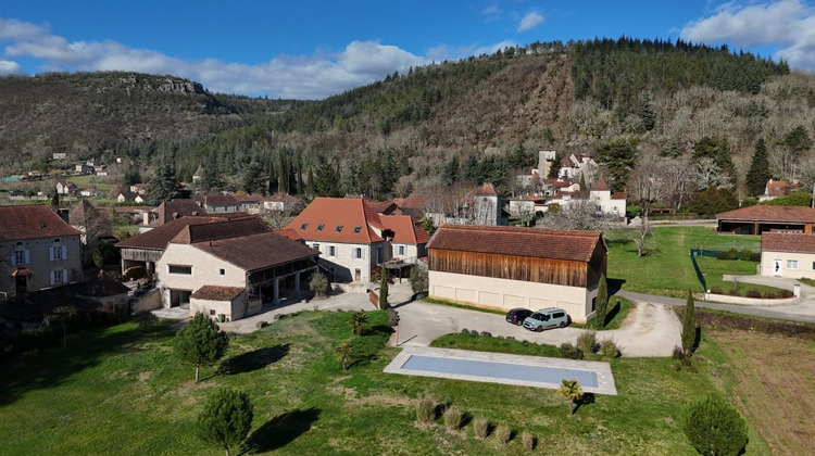 Ma-Cabane - Vente Maison TOUR DE FAURE, 394 m²