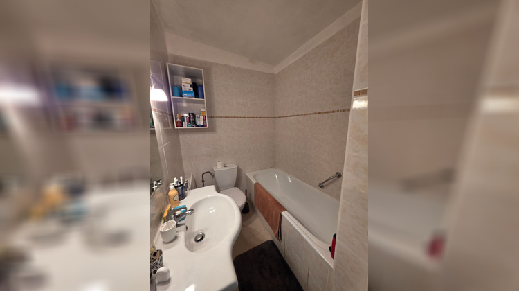 Ma-Cabane - Vente Maison TOURNON-SAINT-MARTIN, 77 m²