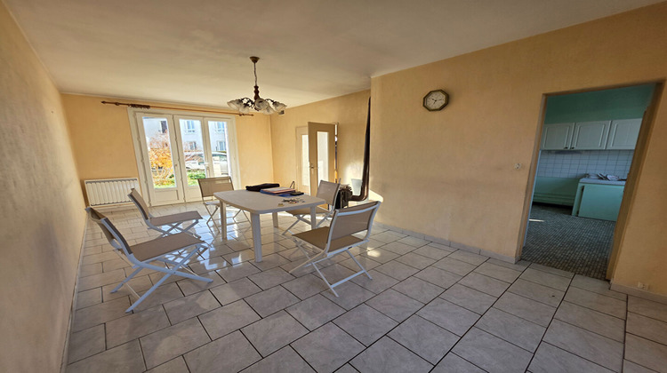 Ma-Cabane - Vente Maison TOURNON-SAINT-MARTIN, 82 m²