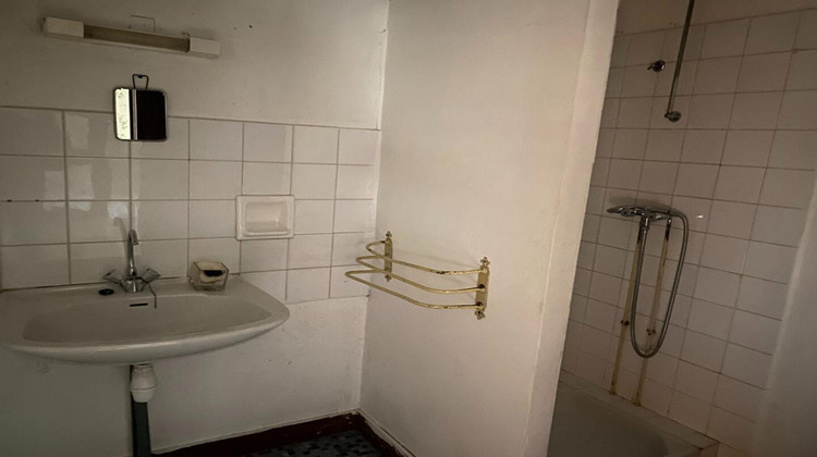 Ma-Cabane - Vente Maison TOURNON SAINT MARTIN, 80 m²