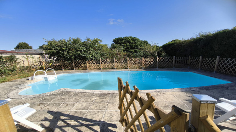 Ma-Cabane - Vente Maison TOURNON-SAINT-PIERRE, 74 m²