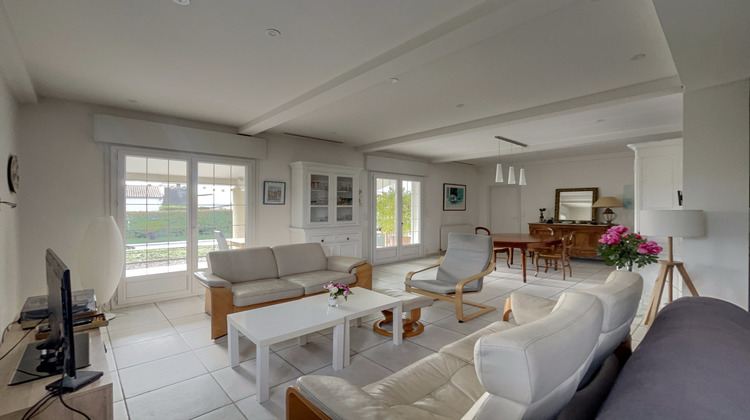 Ma-Cabane - Vente Maison Tournon-sur-Rhône, 212 m²