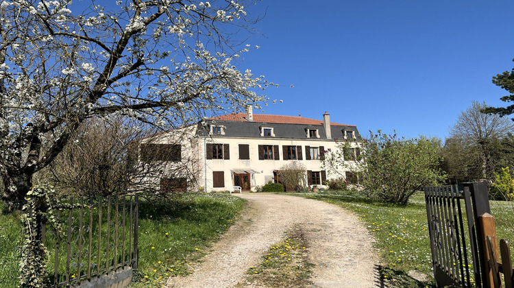 Ma-Cabane - Vente Maison Tournus, 304 m²