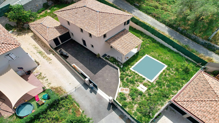 Ma-Cabane - Vente Maison Tourrette-Levens, 320 m²