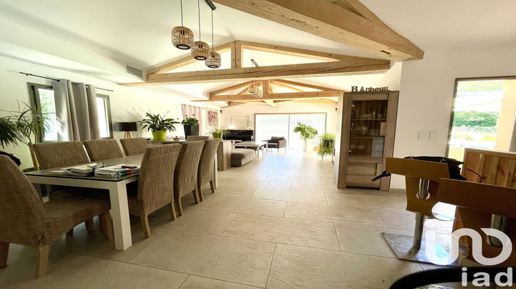 Ma-Cabane - Vente Maison Tourrettes, 235 m²