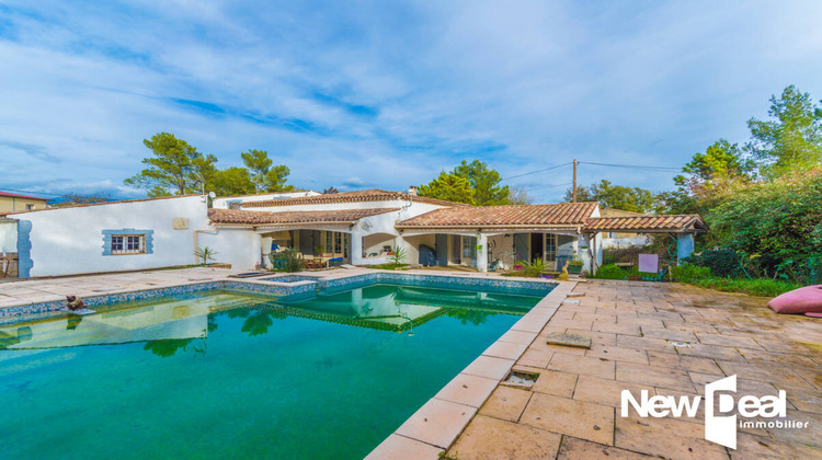 Ma-Cabane - Vente Maison TOURRETTES, 200 m²