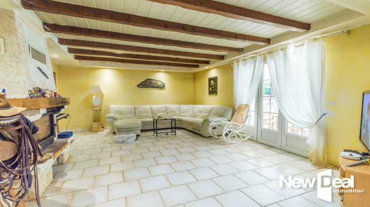 Ma-Cabane - Vente Maison TOURRETTES, 200 m²