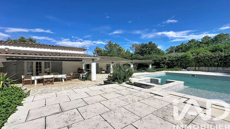 Ma-Cabane - Vente Maison Tourrettes, 264 m²