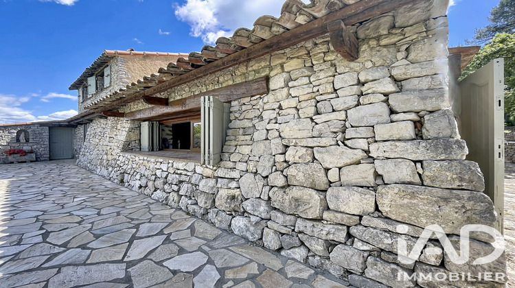 Ma-Cabane - Vente Maison Tourrettes, 200 m²
