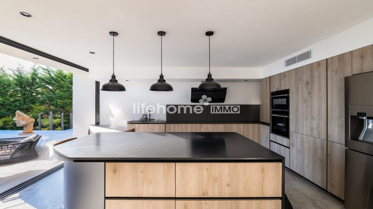 Ma-Cabane - Vente Maison Tourrettes-sur-Loup, 234 m²