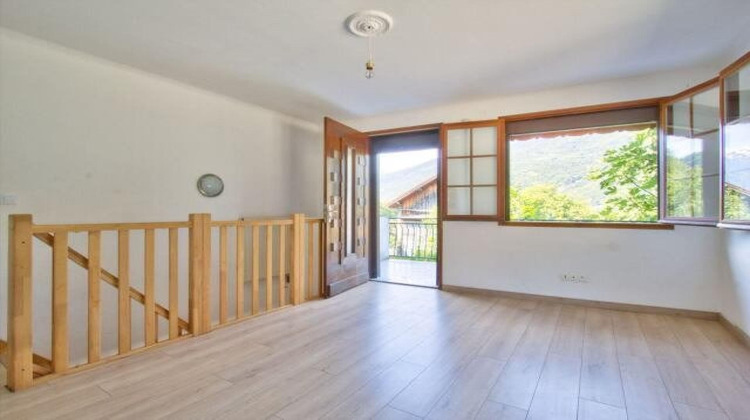 Ma-Cabane - Vente Maison Tours-en-Savoie, 74 m²