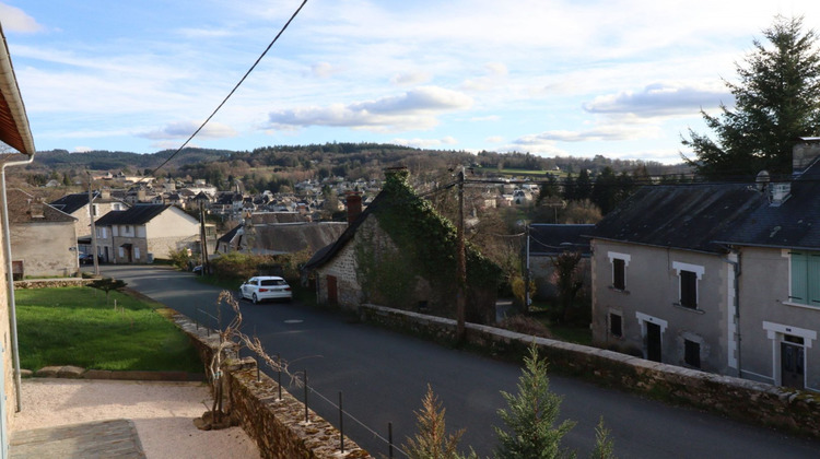 Ma-Cabane - Vente Maison TREIGNAC, 120 m²