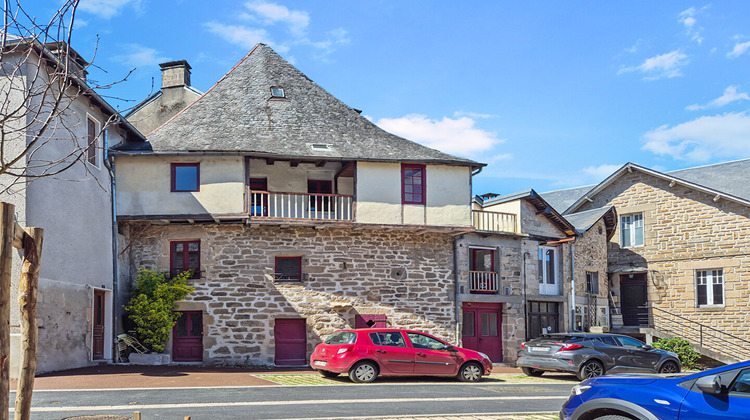 Ma-Cabane - Vente Maison TREIGNAC, 281 m²