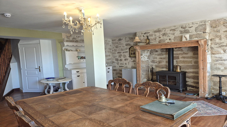 Ma-Cabane - Vente Maison TREIGNAC, 281 m²