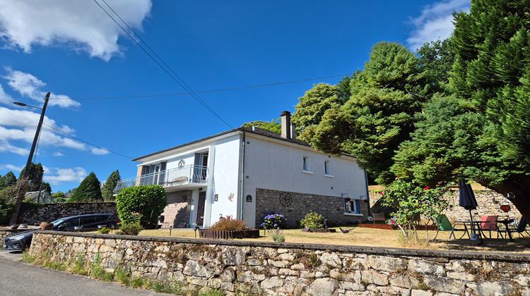 Ma-Cabane - Vente Maison TREIGNAC, 103 m²