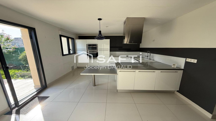 Ma-Cabane - Vente Maison Trelaze, 159 m²