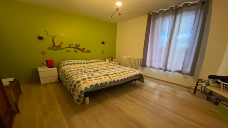 Ma-Cabane - Vente Maison TREMBLAY-LES-VILLAGES, 111 m²