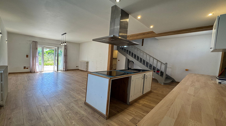 Ma-Cabane - Vente Maison TREMBLAY-LES-VILLAGES, 111 m²