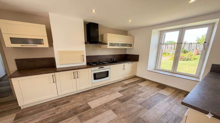 Ma-Cabane - Vente Maison TREMBLAY-LES-VILLAGES, 155 m²