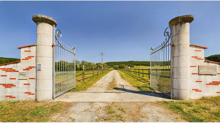 Ma-Cabane - Vente Maison Tremons, 420 m²