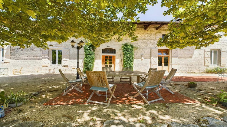 Ma-Cabane - Vente Maison TREMONS, 400 m²
