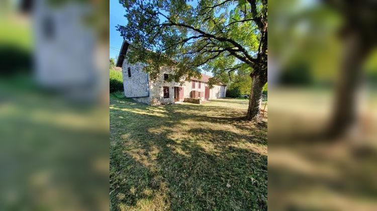 Ma-Cabane - Vente Maison TREPT, 370 m²