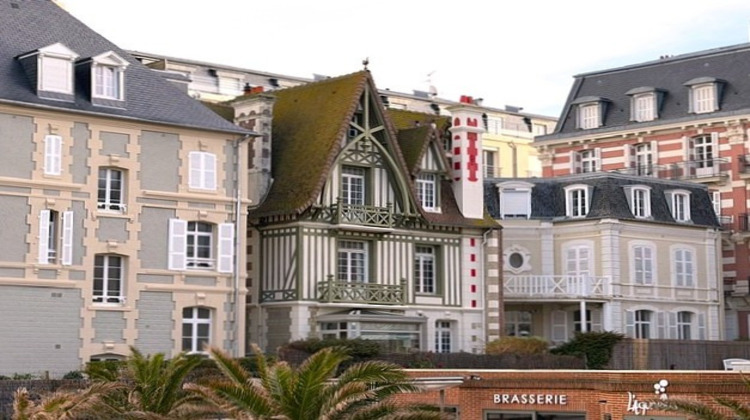 Ma-Cabane - Vente Maison Trouville-sur-Mer, 245 m²
