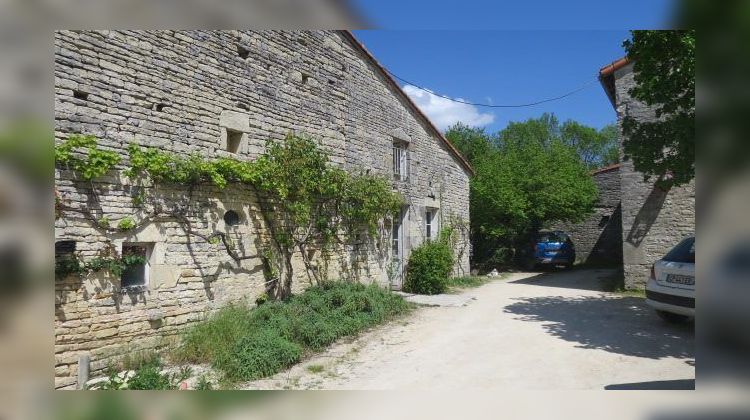 Ma-Cabane - Vente Maison Tusson, 340 m²