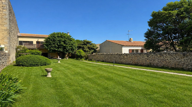 Ma-Cabane - Vente Maison Uchaud, 410 m²