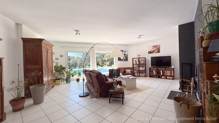 Ma-Cabane - Vente Maison Uchaux, 185 m²