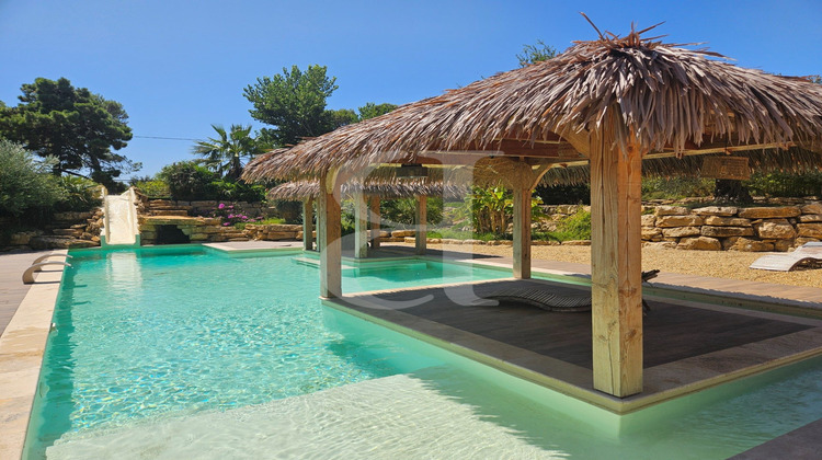 Ma-Cabane - Vente Maison Uchaux, 256 m²