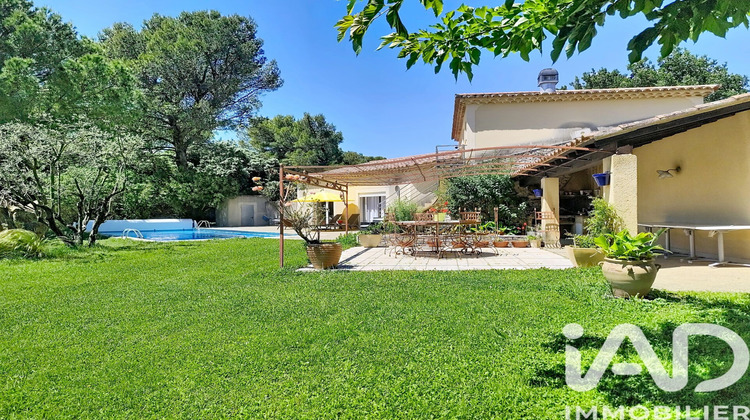 Ma-Cabane - Vente Maison Uchaux, 400 m²