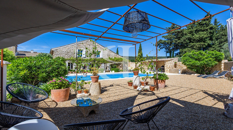 Ma-Cabane - Vente Maison Uchaux, 247 m²