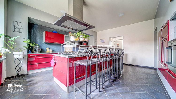 Ma-Cabane - Vente Maison Uckange, 275 m²