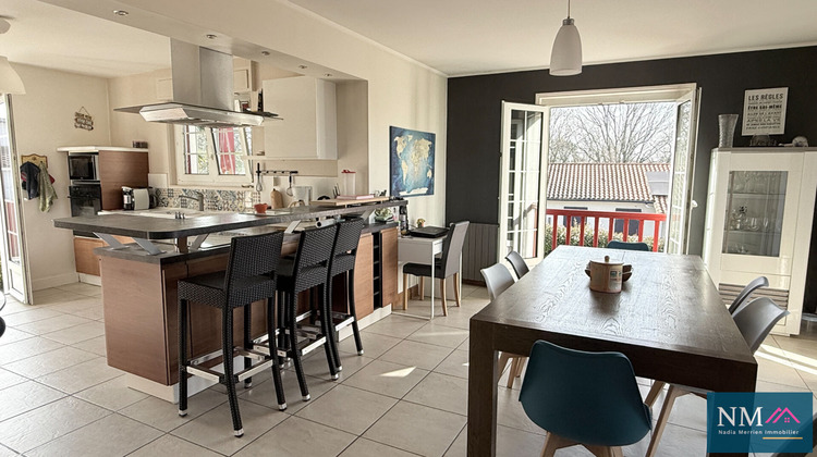 Ma-Cabane - Vente Maison URCUIT, 208 m²