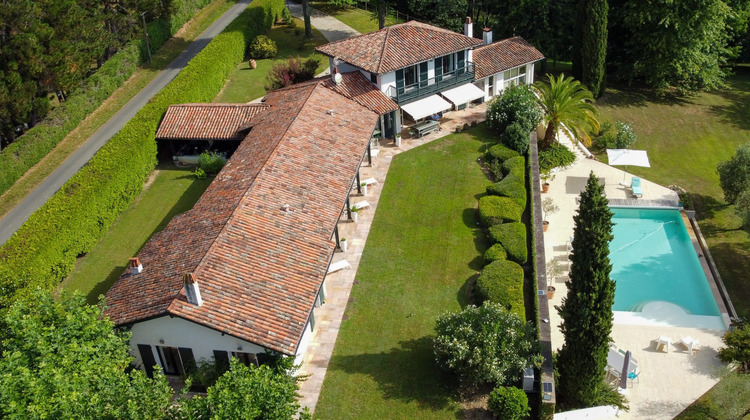 Ma-Cabane - Vente Maison Urrugne, 340 m²