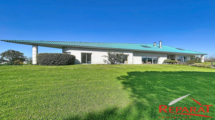 Ma-Cabane - Vente Maison Ussac, 280 m²