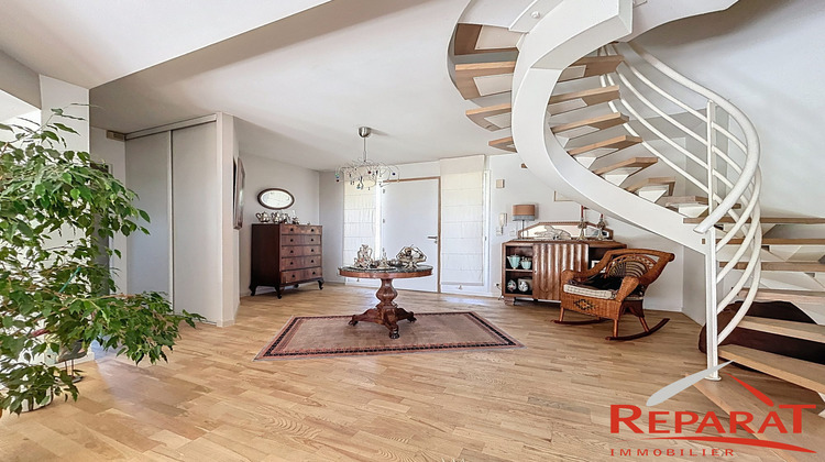 Ma-Cabane - Vente Maison Ussac, 280 m²