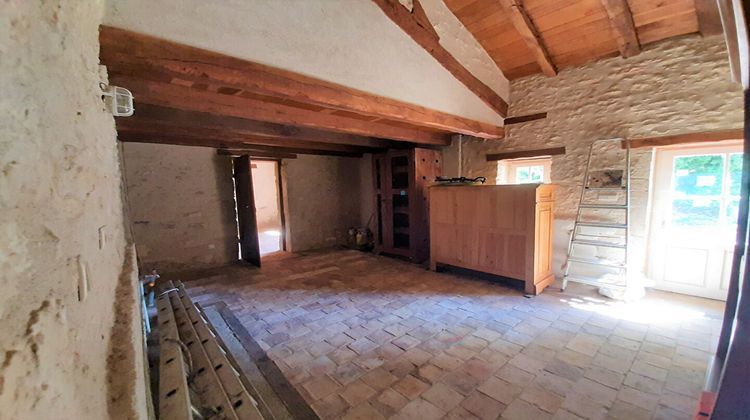 Ma-Cabane - Vente Maison USSON-DU-POITOU, 208 m²