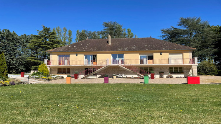 Ma-Cabane - Vente Maison Usson-du-Poitou, 367 m²