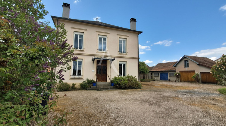 Ma-Cabane - Vente Maison UXEGNEY, 195 m²
