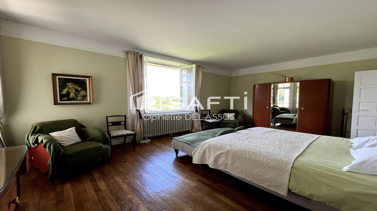 Ma-Cabane - Vente Maison Uzerche, 300 m²