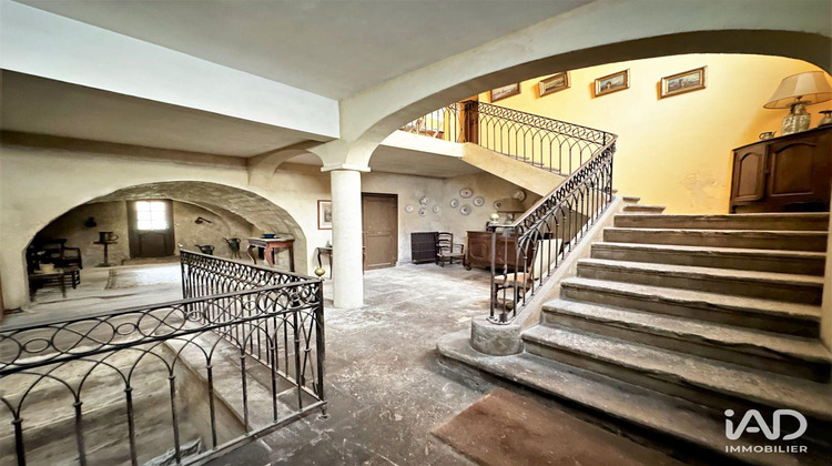 Ma-Cabane - Vente Maison Uzès, 690 m²